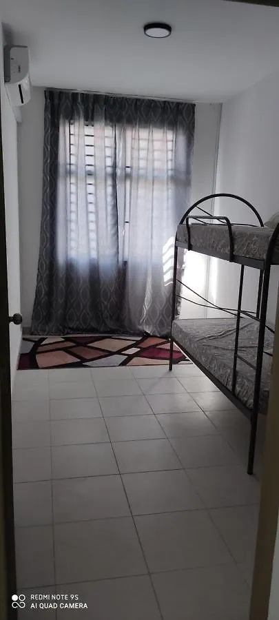 Homestay Jasmine Pulai Mutiara Johor Bahru 0*,